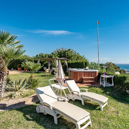 With Sea View, Pool, Jacuzzi And Zen Garden - Only 5min To Town Holiday home