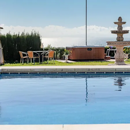 Сasa de vacaciones With Sea View, Pool, Jacuzzi And Zen Garden - Only 5min To Town