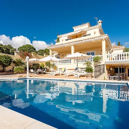 With Sea View, Pool, Jacuzzi And Zen Garden - Only 5min To Town